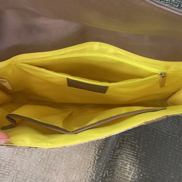 Shiraleah snake skin clutch - Picture 7 of 12